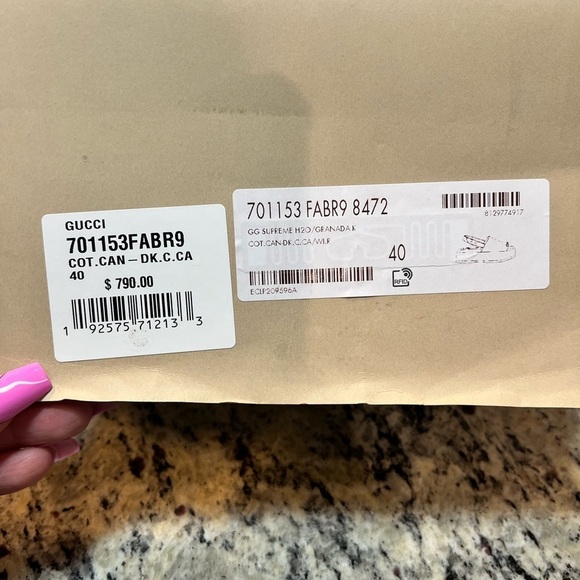 NEW GUCCI Pink Monogram Coated Canvas and Leather Trim Platform Sandals Size 40 - Picture 12 of 12